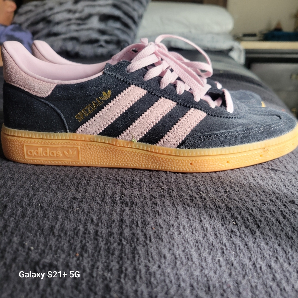Adidas Spezial Womens Shoes 7.5 Pink